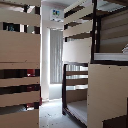 Happy Hostel Vn (Adults Only) Cidade de Ho Chi Minh Exterior foto