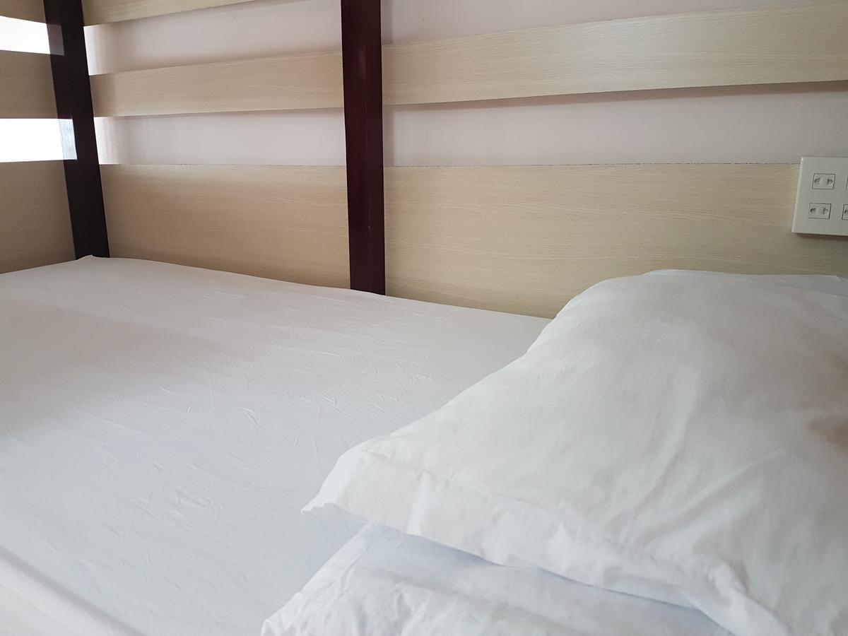 Happy Hostel Vn (Adults Only) Cidade de Ho Chi Minh Exterior foto